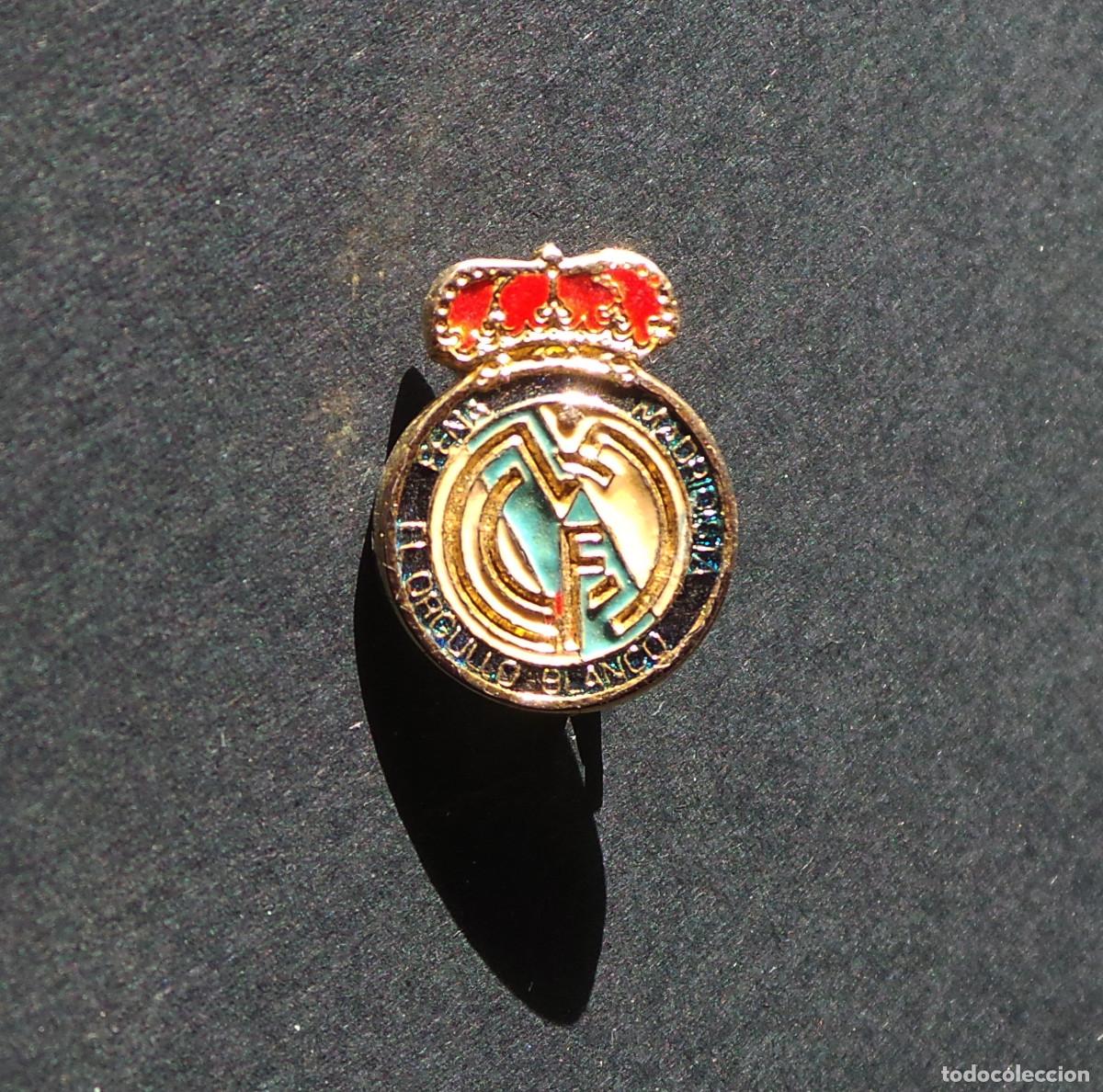 Coleccionismo deportivo: ESCUDO REAL MADRID. ORGULLO BLANCO. - Foto 1