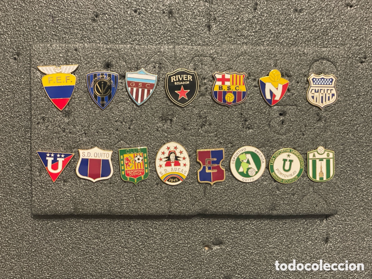 Coleccionismo deportivo: LOTE 1 DE 15 PINS DE ECUADOR - Foto 1