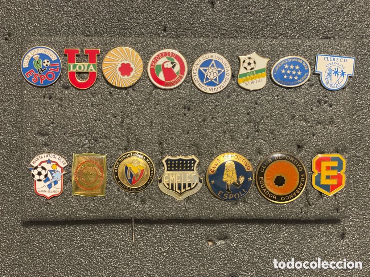 Coleccionismo deportivo: LOTE 3 DE 15 PINS DE ECUADOR - Foto 1
