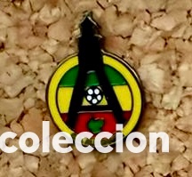 Coleccionismo deportivo: Pins Oficial CD Almoharin - Foto 1