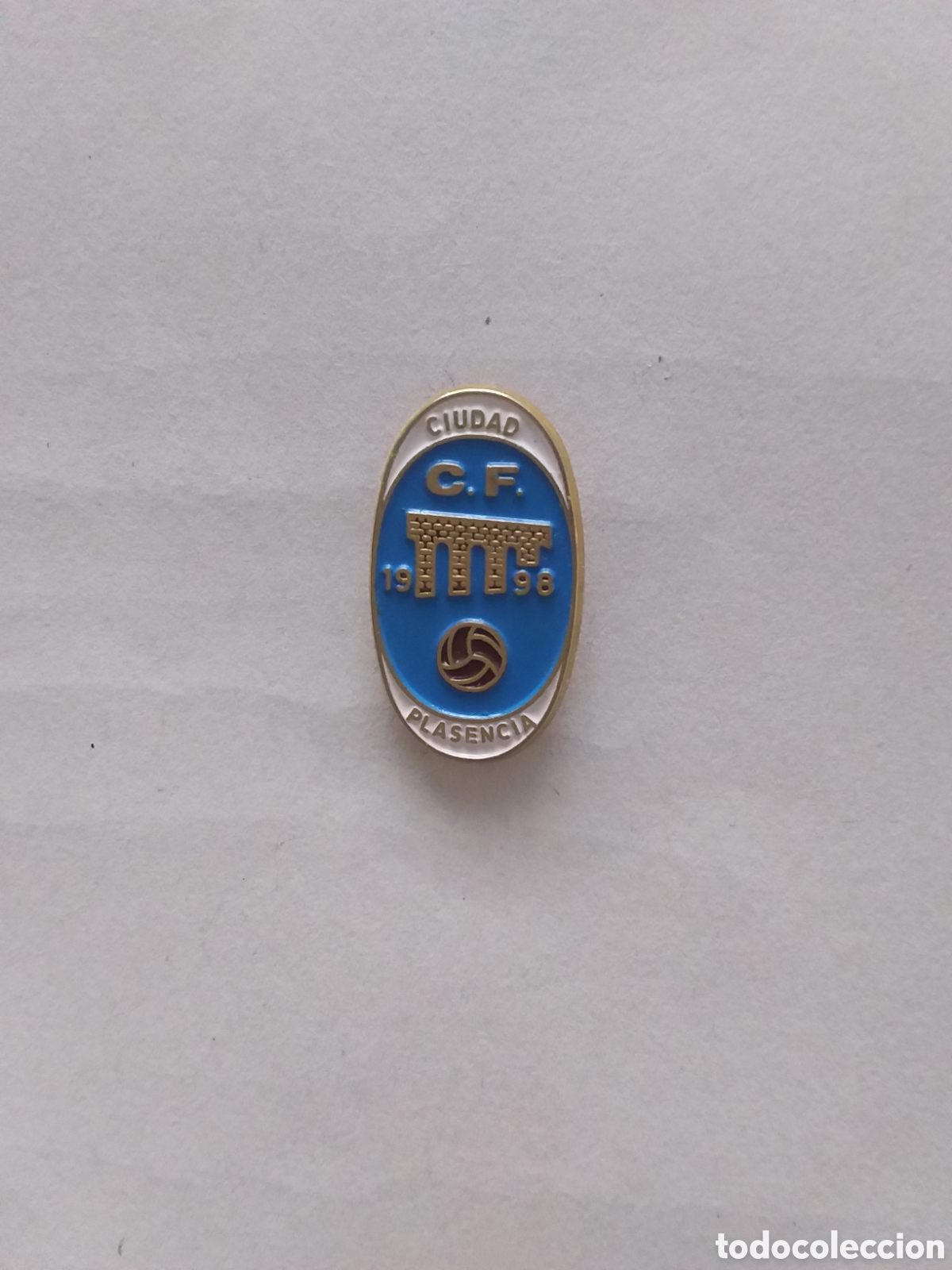 Collectionnisme sportif: Pin - Club de f&uacute;tbol Ciudad de Plasencia ( C&aacute;ceres)
