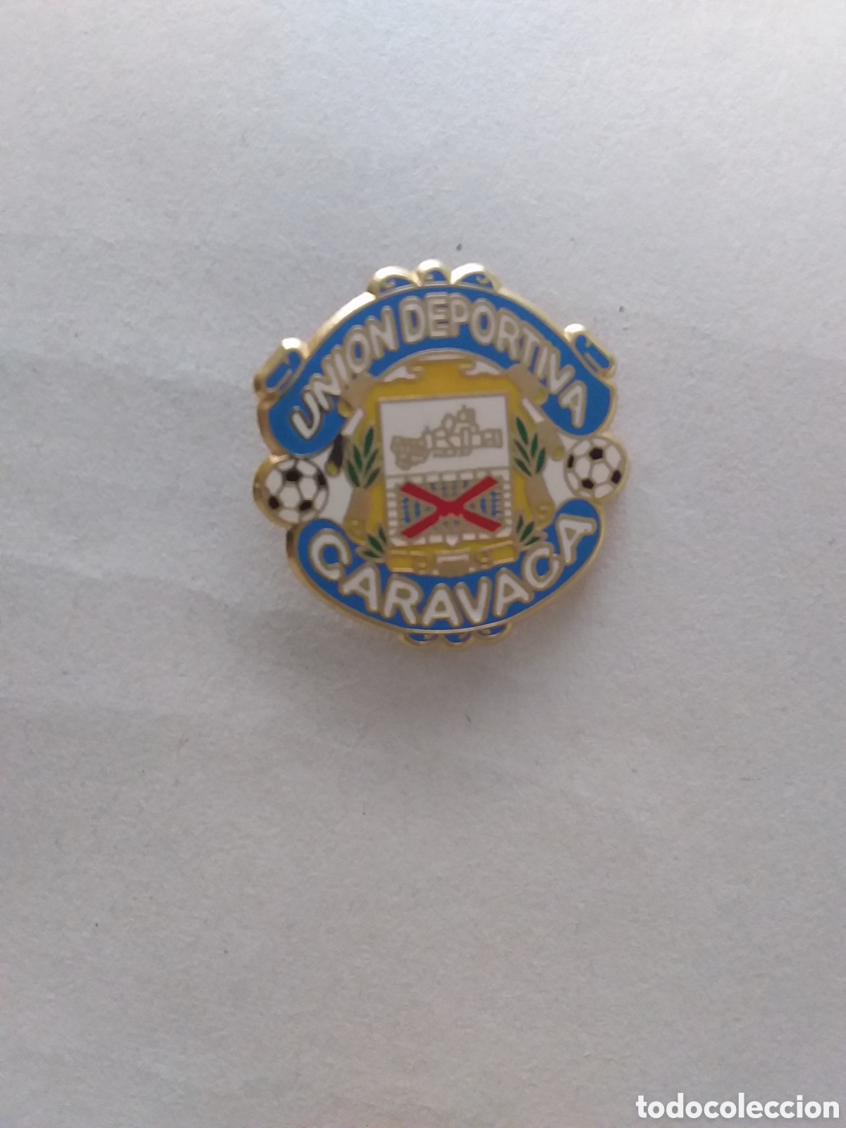 Collectionnisme sportif: Pin - Uni&oacute;n Deportiva Caravaca ( Murcia)