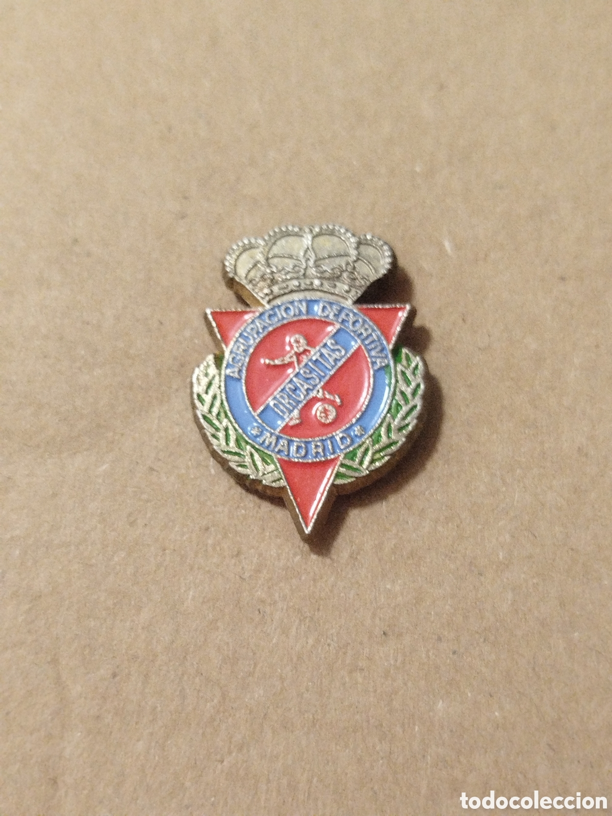 Sammelleidenschaft Sport: PINS DE FUTBOL. Oficial AG.DEPORTIVA ORCASITAS . MADRID
