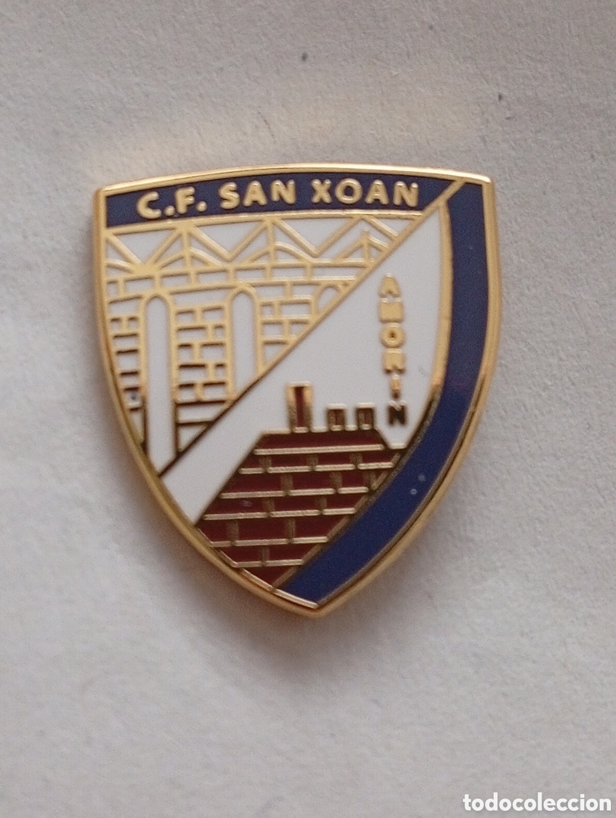Collezionismo sportivo: Pin - Club de F&uacute;tbol San Xoan ( Pontevedra)