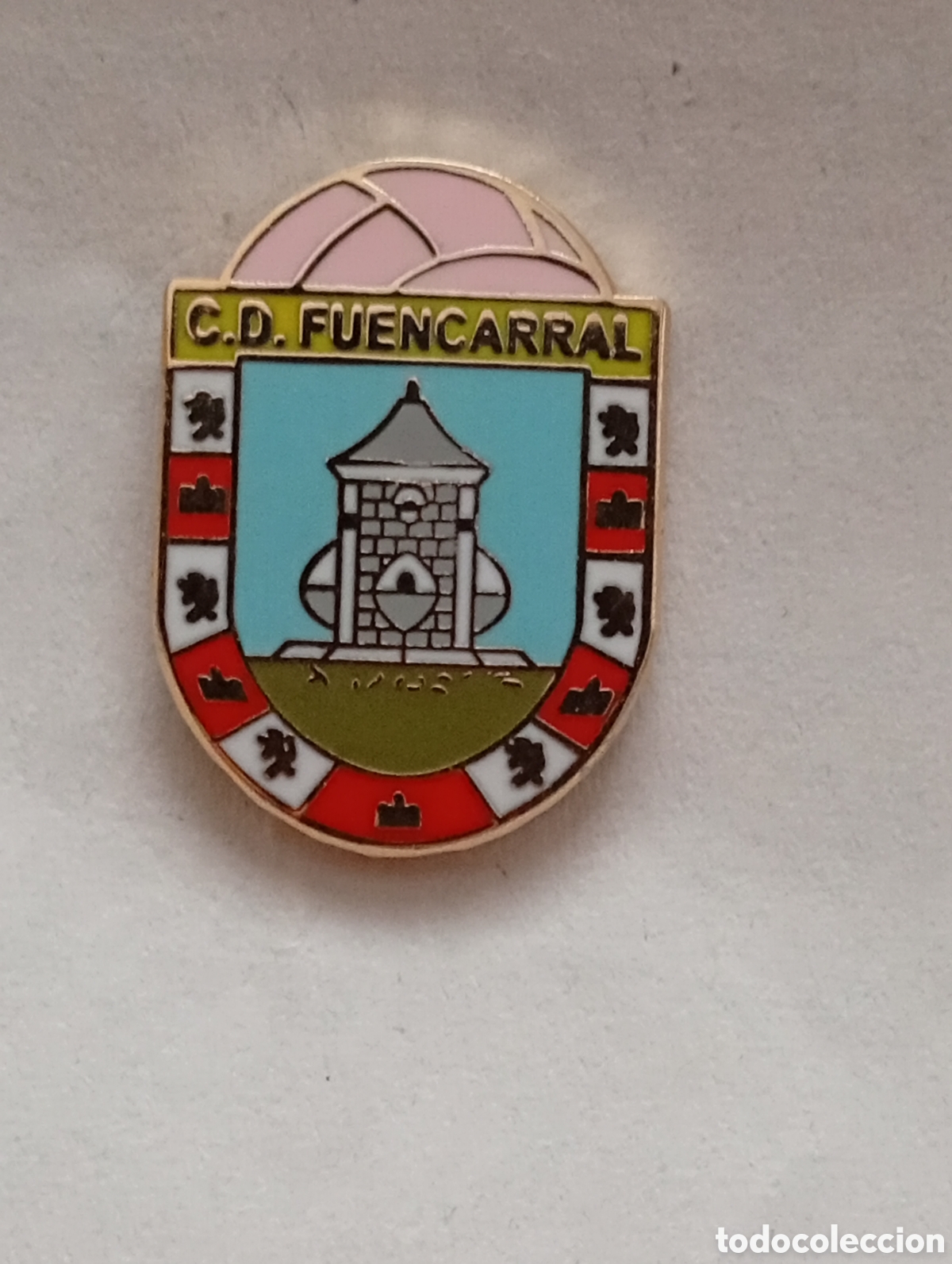 Colecionismo desportivo: Pin - Club Deportivo Fuencarral ( Madrid)