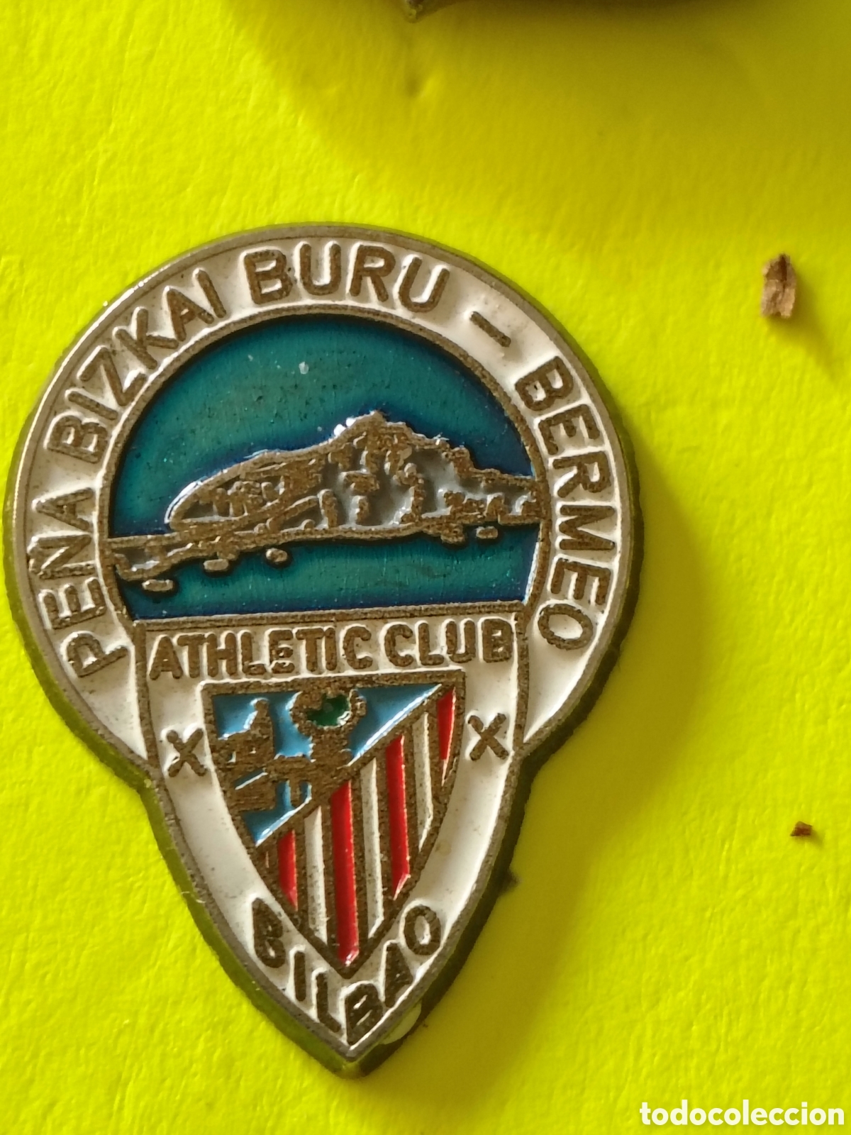 Sports collectibles: PIN FUTBOL ATHLETIC DE BILBAO, CLUB BIZKAI BURU