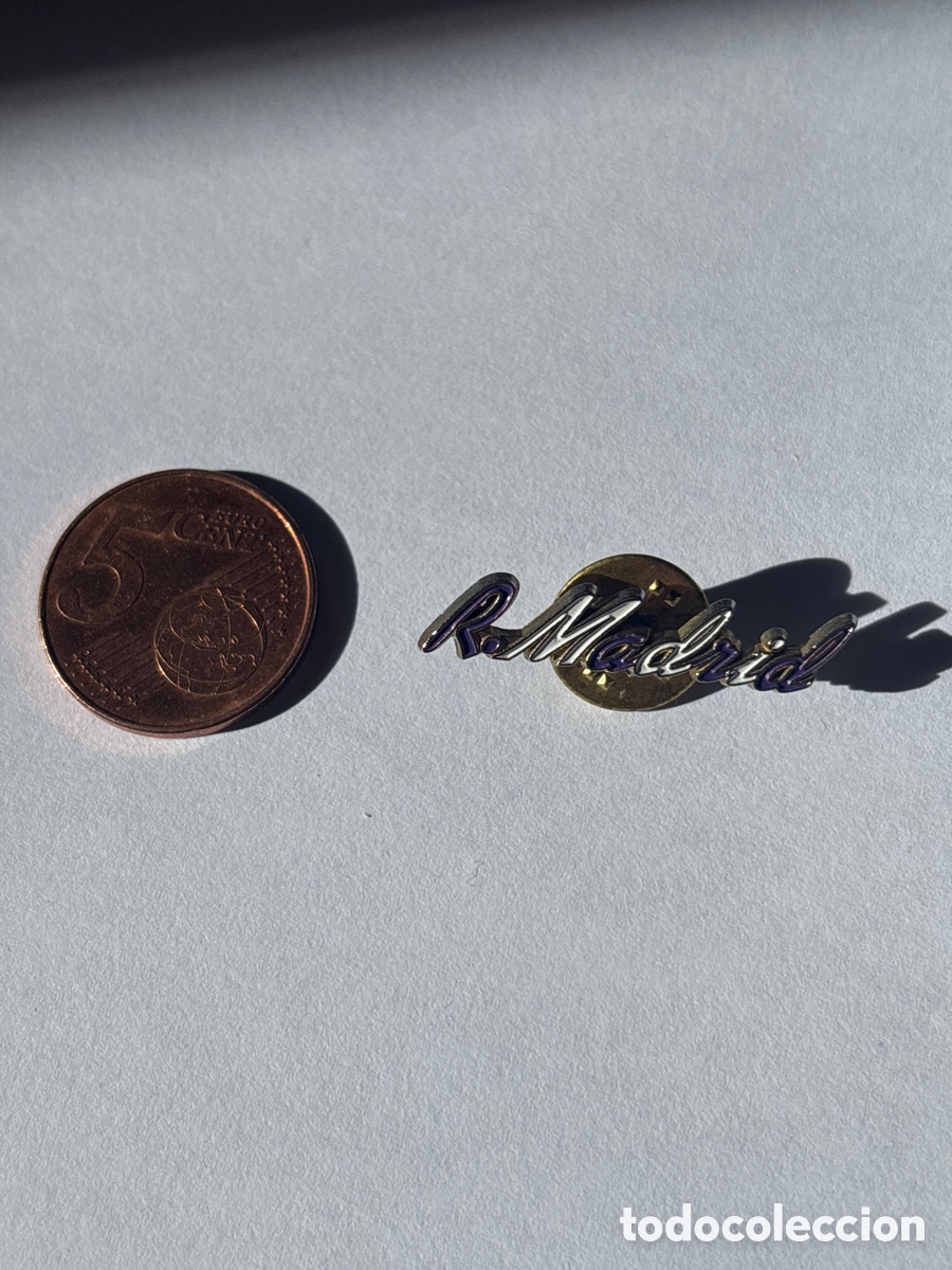 Coleccionismo deportivo: Pin R.Madrid - Real Madrid RMFC