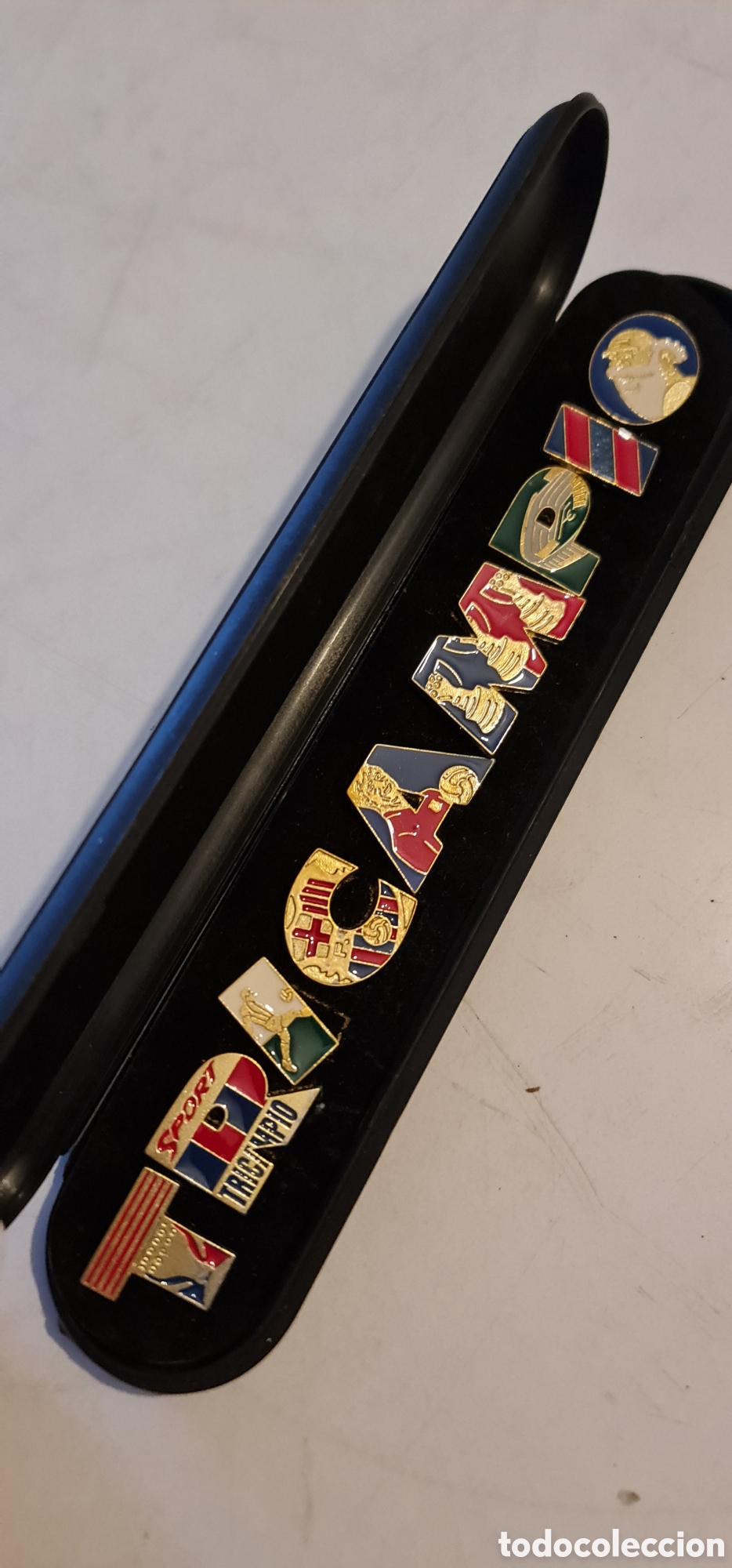 Coleccionismo deportivo: Pins del Bar&ccedil;a a&ntilde;os 90 - Foto 1