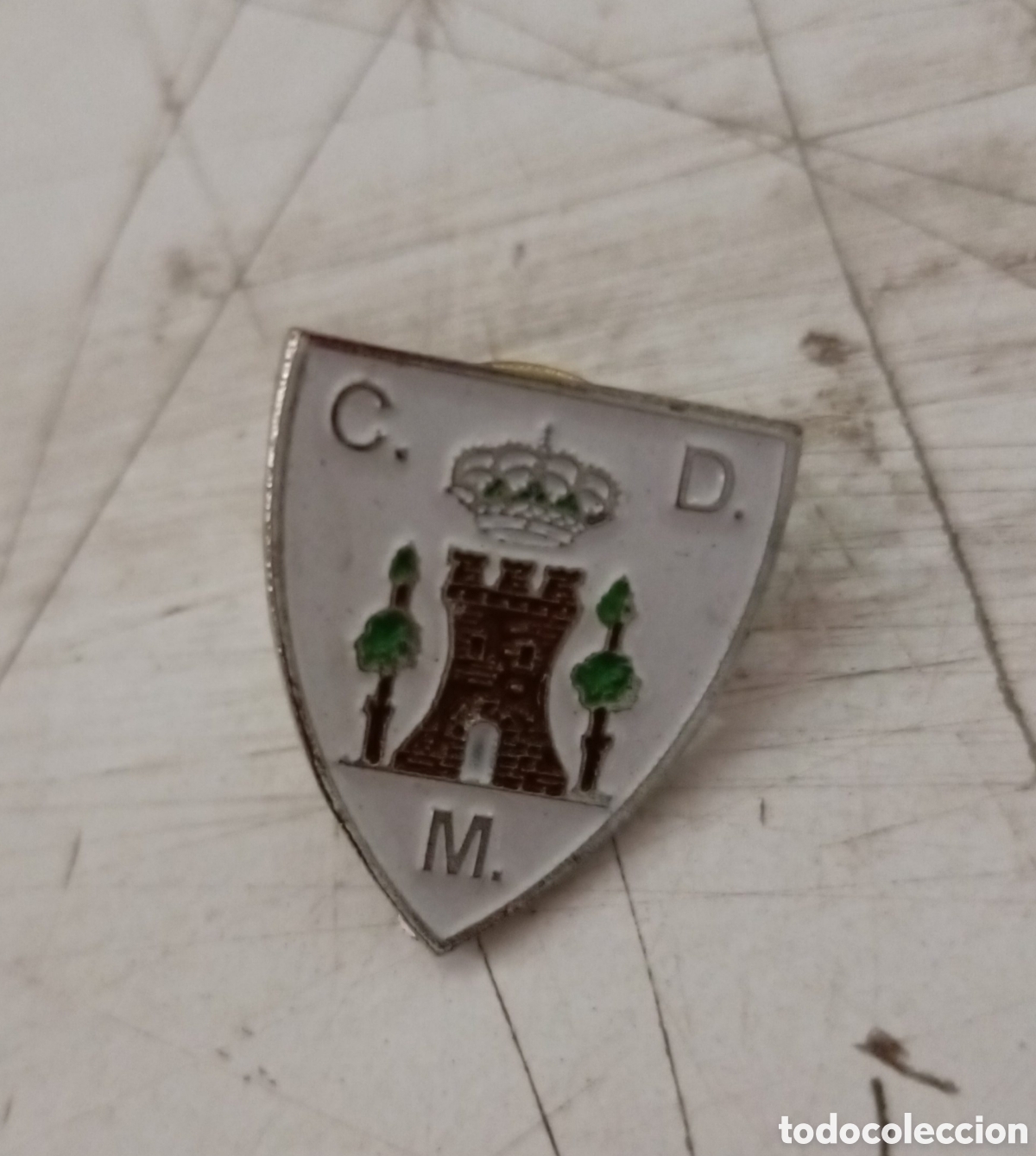 Coleccionismo deportivo: Pin de futbol. C. D. M. - Foto 1