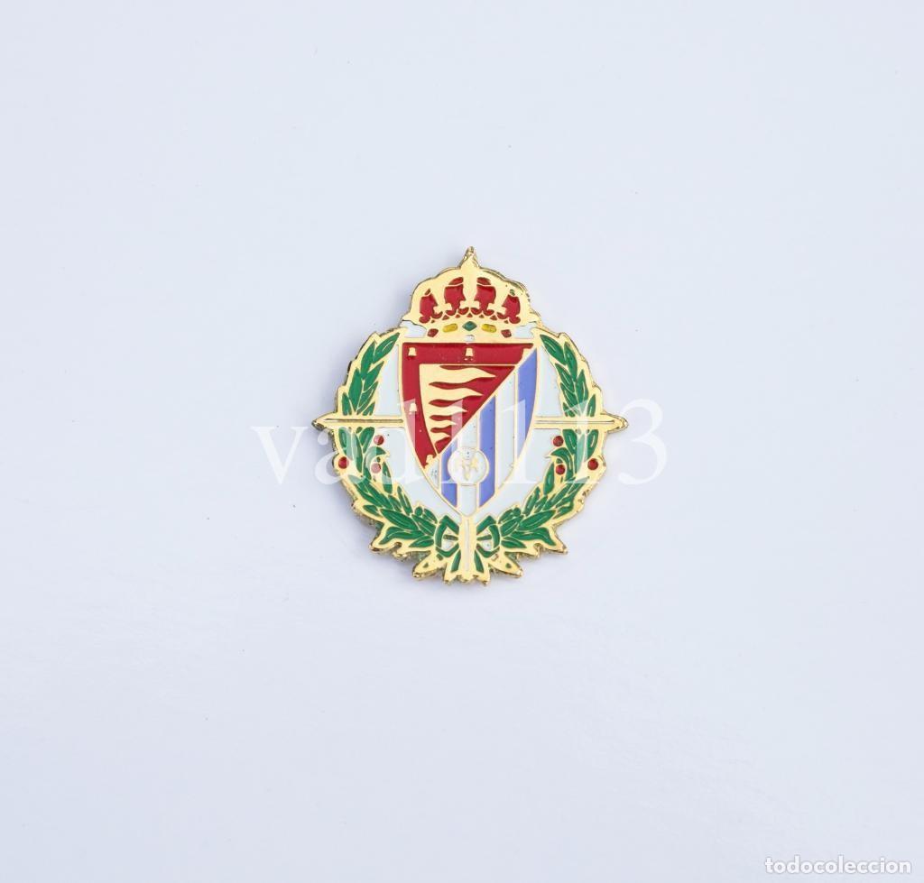 Collezionismo sportivo: Badge Pin football clubs in Spain - Real Valladolid.