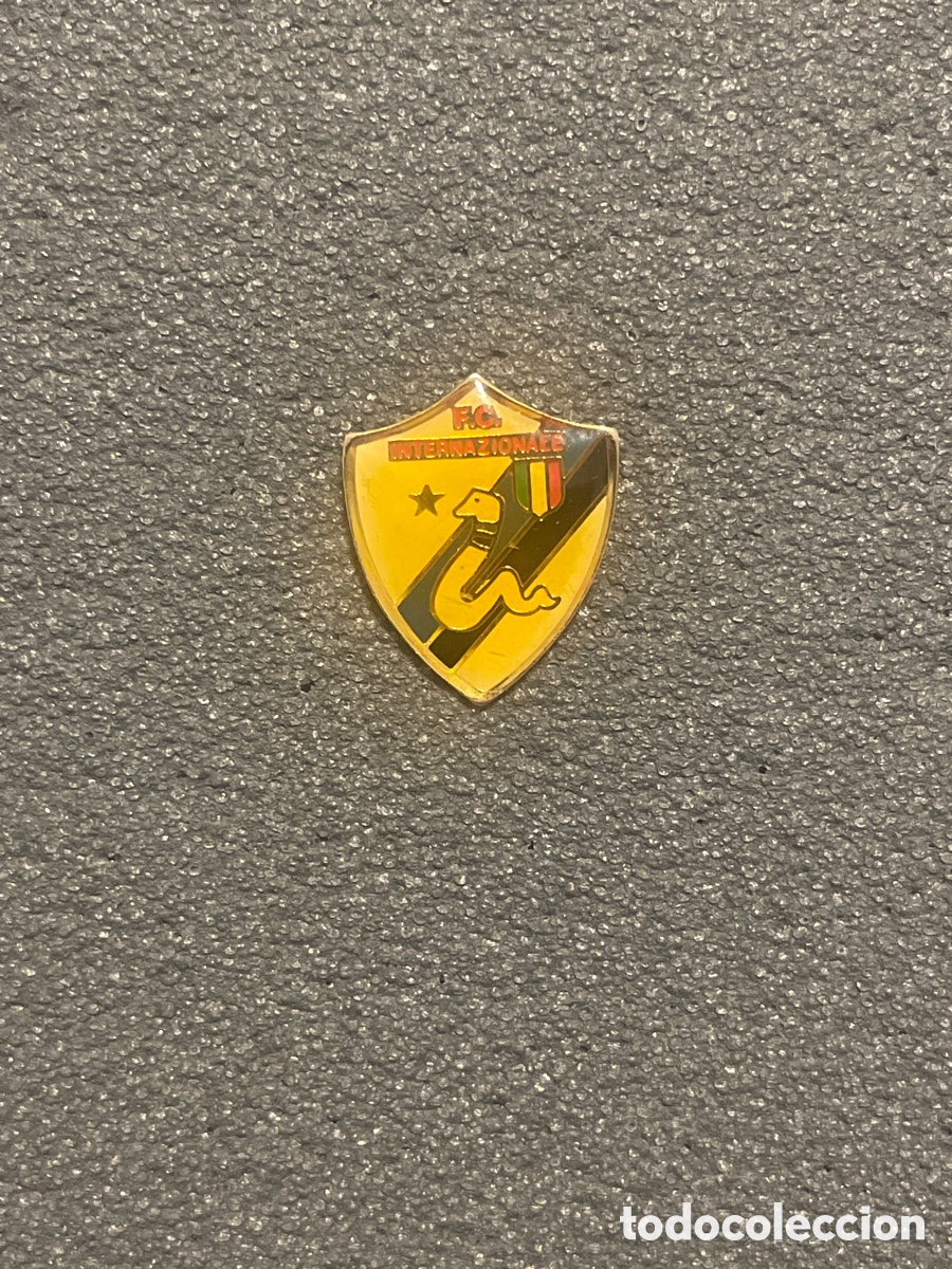 Coleccionismo deportivo: Pin 4 F.C. INTER DE MILAN - Milan