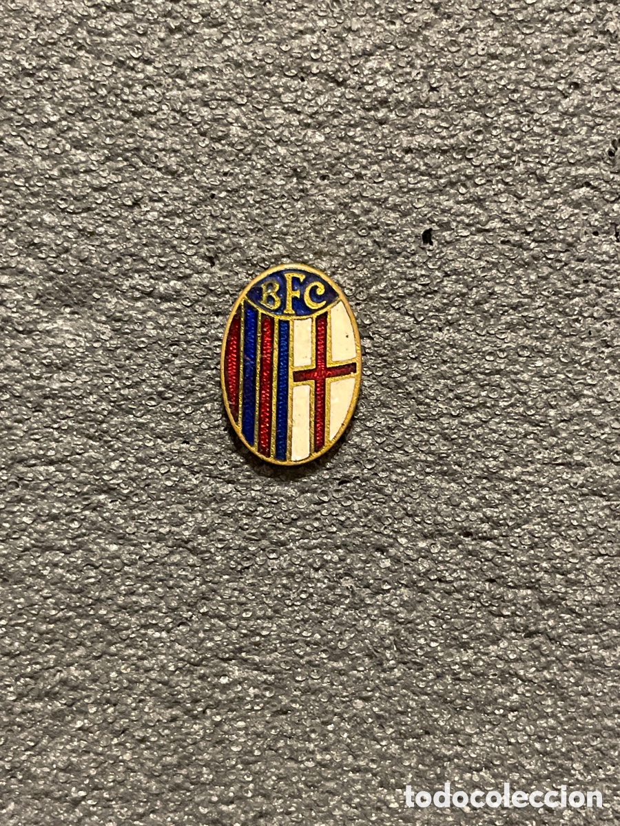 Coleccionismo deportivo: Pin 34 BOLOGNA F.C. - Bolonia