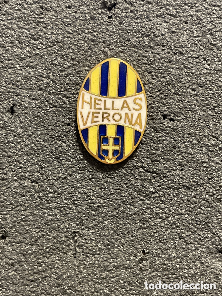 Coleccionismo deportivo: Pin 61 HELLAS VERONA F.C. - Verona