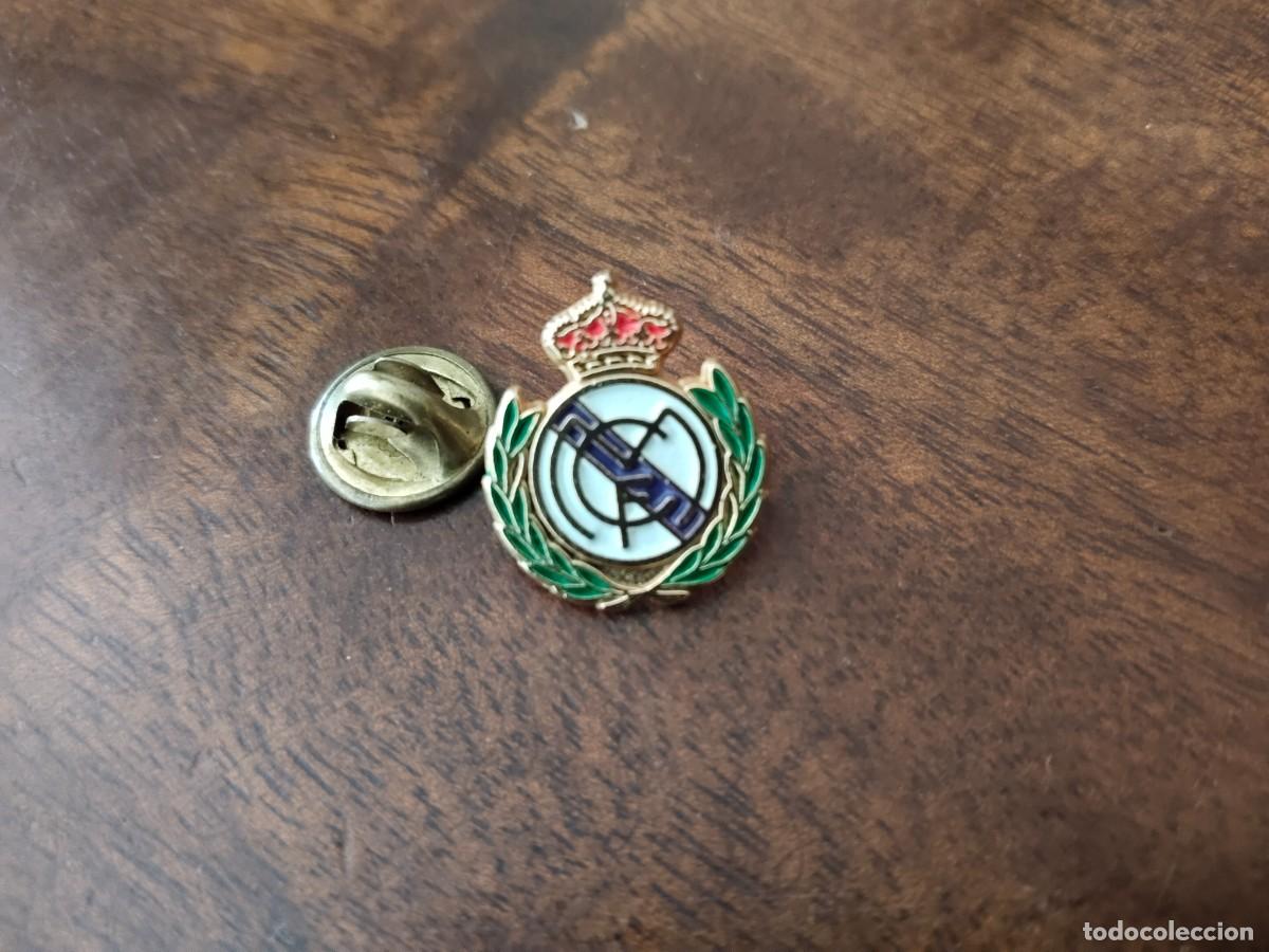 Coleccionismo deportivo: Pin del Real Madrid. - Foto 1
