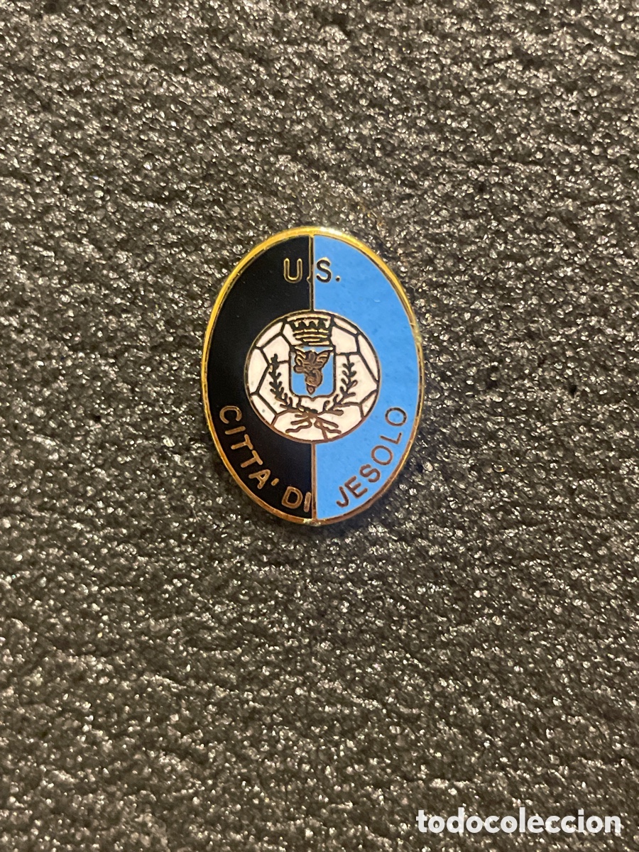 Coleccionismo deportivo: Pin 201 U.S. CITTA DI JESOLO - Jesolo, Venezia