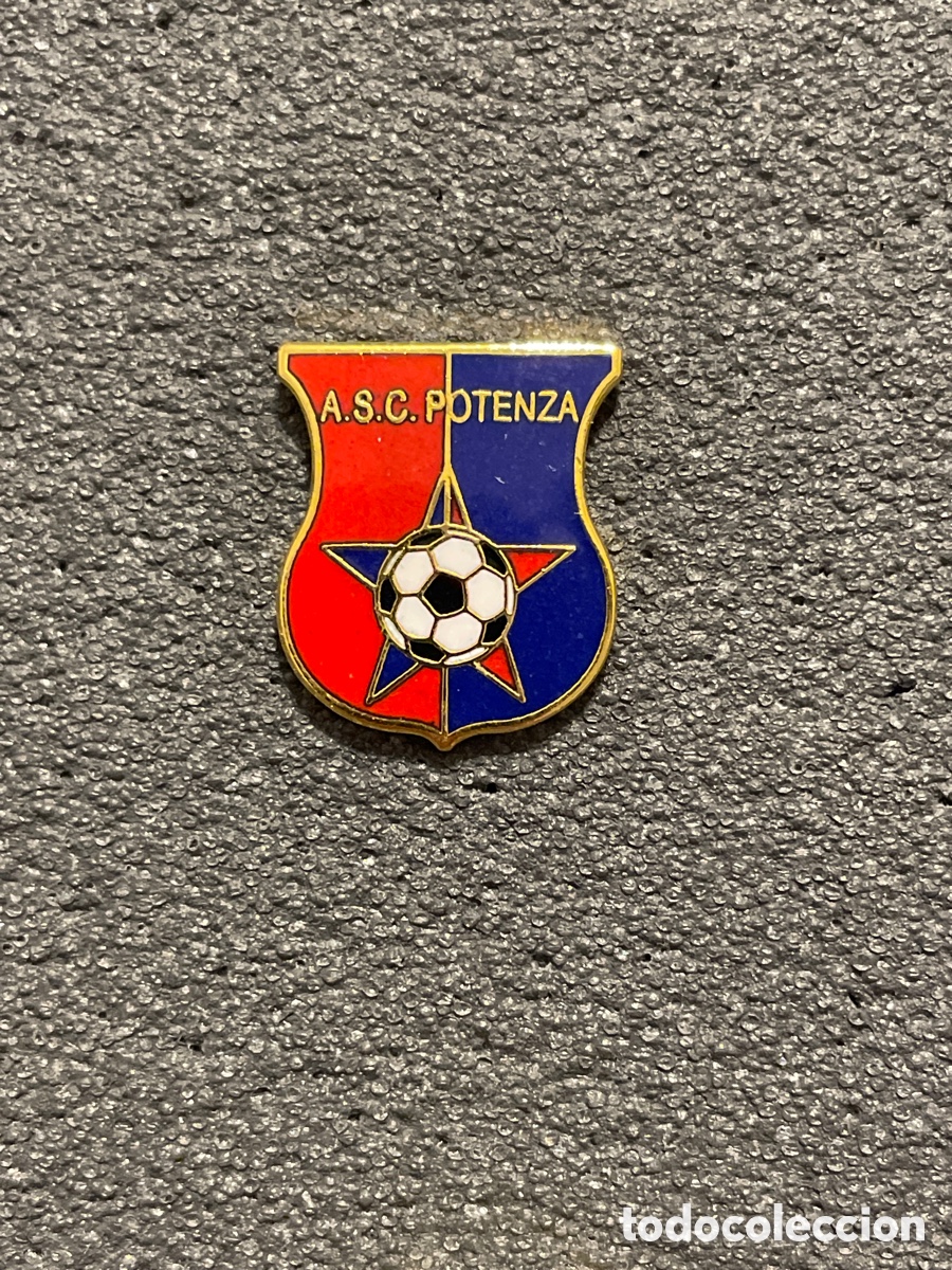 Coleccionismo deportivo: Pin 218 A.S.C. POTENZA - Potenza
