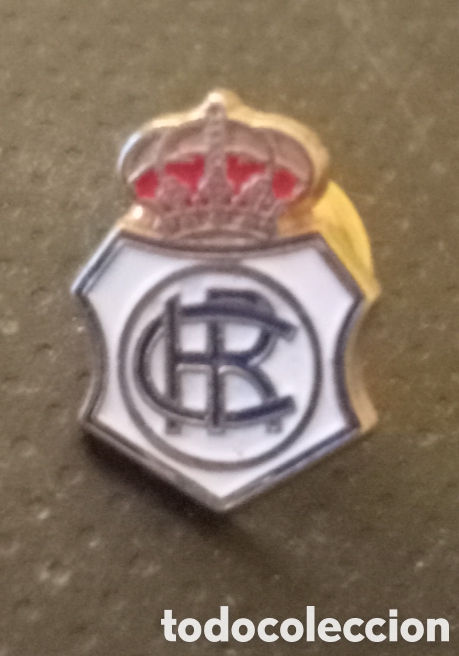 Coleccionismo deportivo: PIN F&Uacute;TBOL RECREATIVO HUELVA