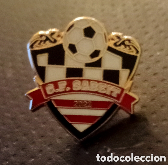 Coleccionismo deportivo: PIN F&Uacute;TBOL C.F.SABEIT