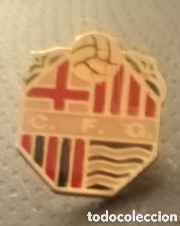 Coleccionismo deportivo: PIN F&Uacute;TBOL C F.GUIXOLS