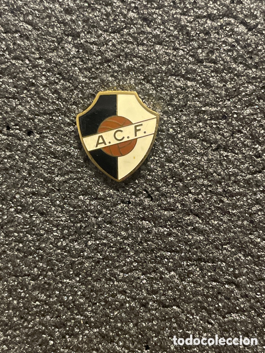 Coleccionismo deportivo: Pin 2 AT. CLUB FRONTEIRENSE - Fronteira