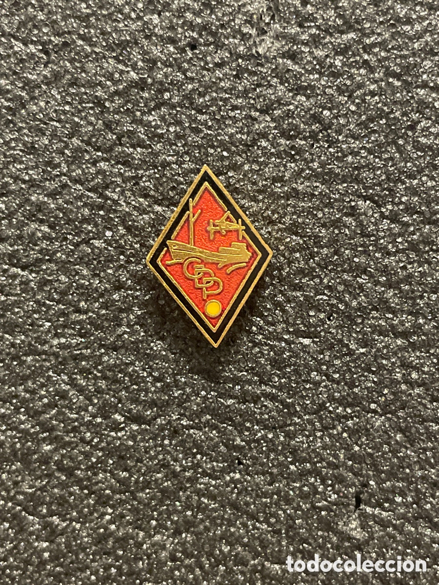 Coleccionismo deportivo: Pin 14 GRUPO DEPORTIVO PENICHE - Peniche