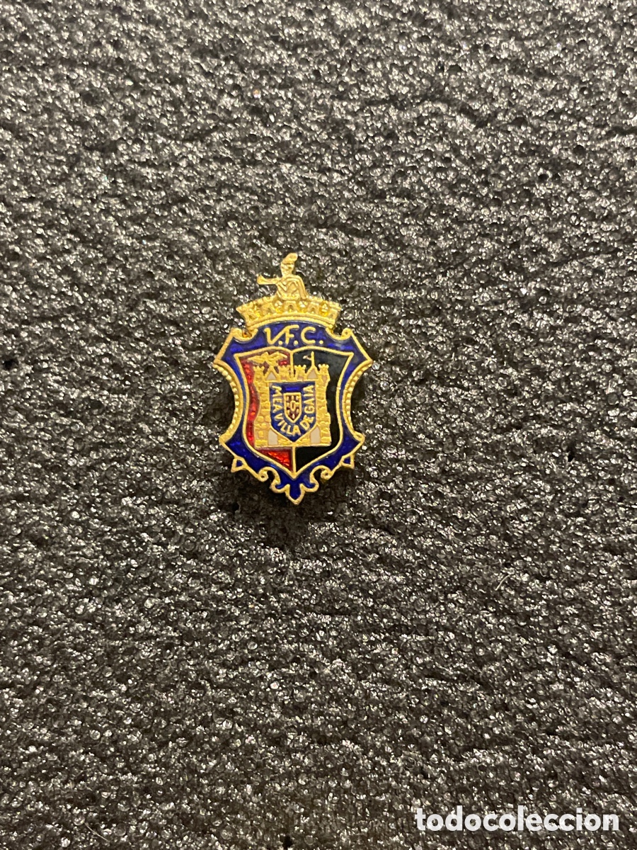 Coleccionismo deportivo: Pin 22 VILANOVENSE F.C. - Vilanova de Gaia