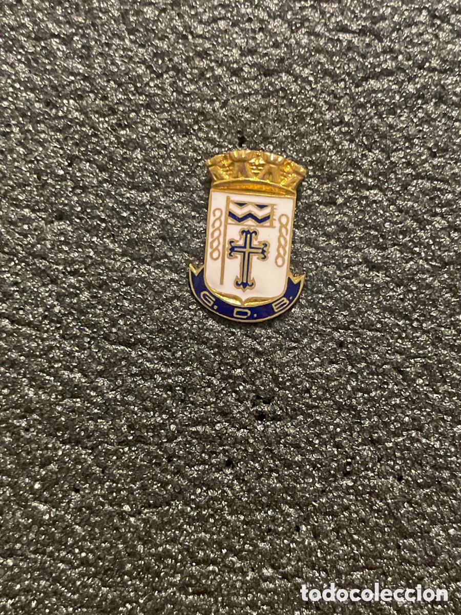 Coleccionismo deportivo: Pin 27 GRUPO DESPORTIVO BENAVENTE - Benavente