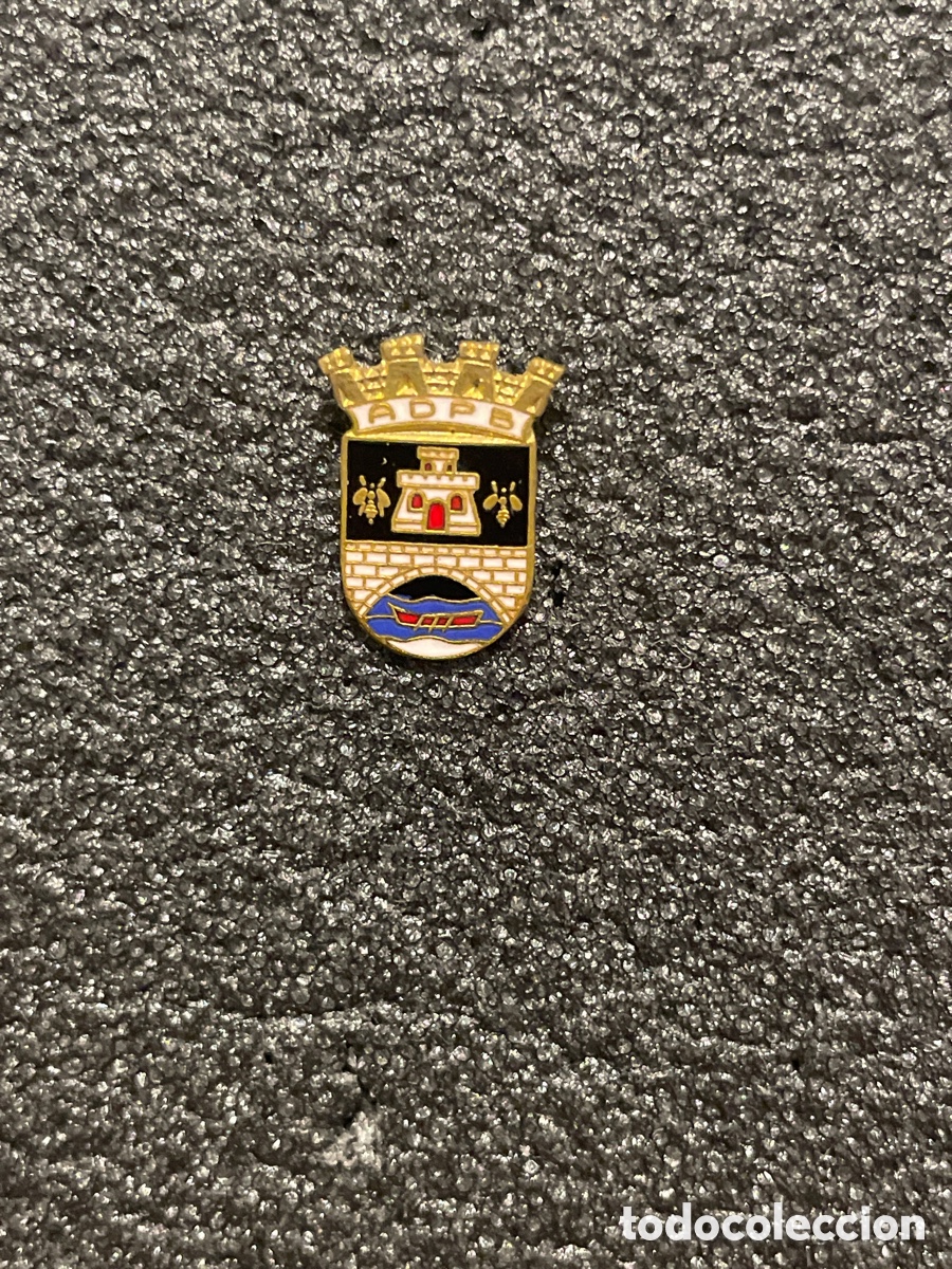 Coleccionismo deportivo: Pin 38 A.D. PONTE DA BARCA - Ponte da Barca