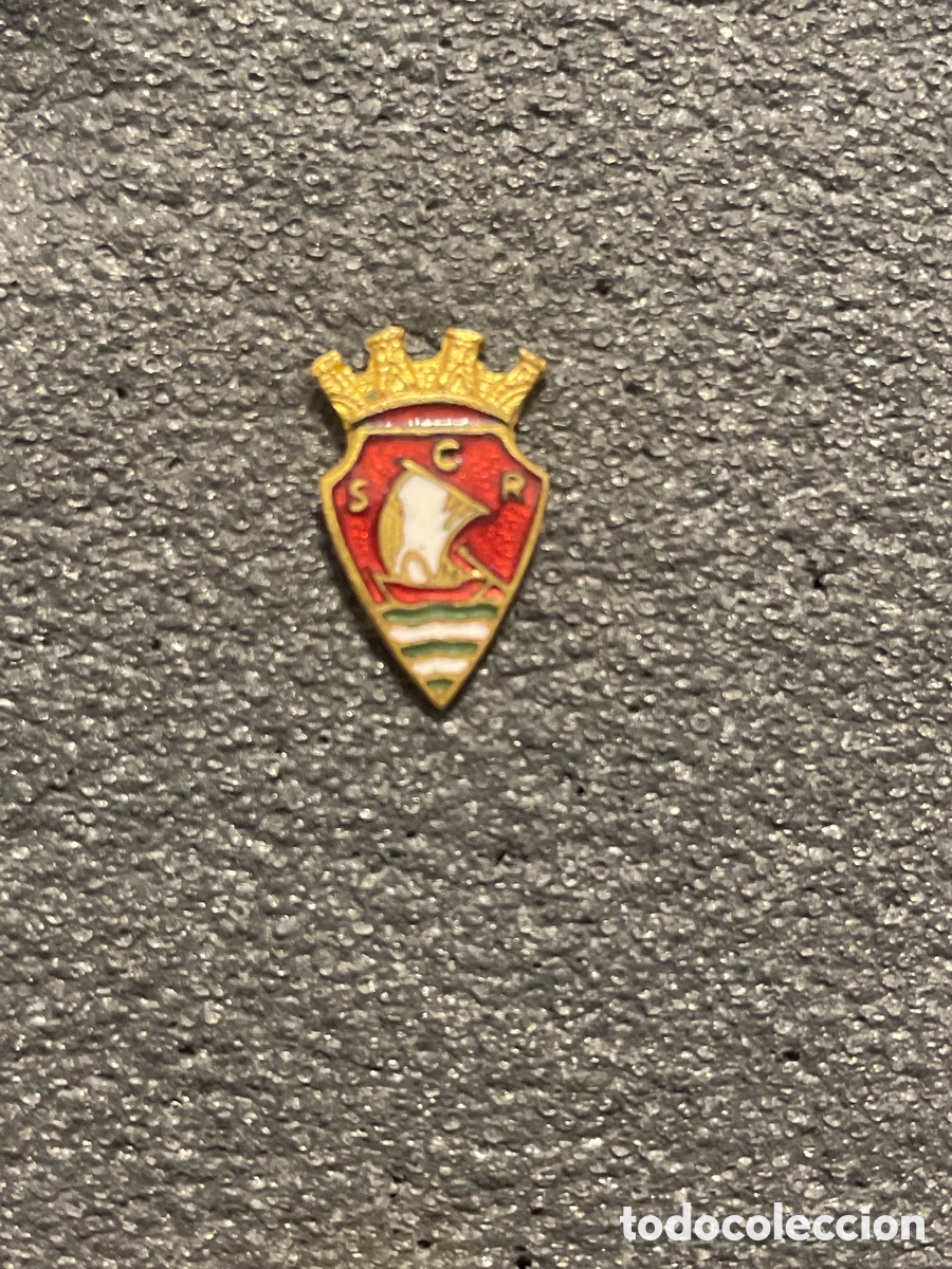 Coleccionismo deportivo: Pin 45 SPORT CLUBE REGUA - Peso da Regua