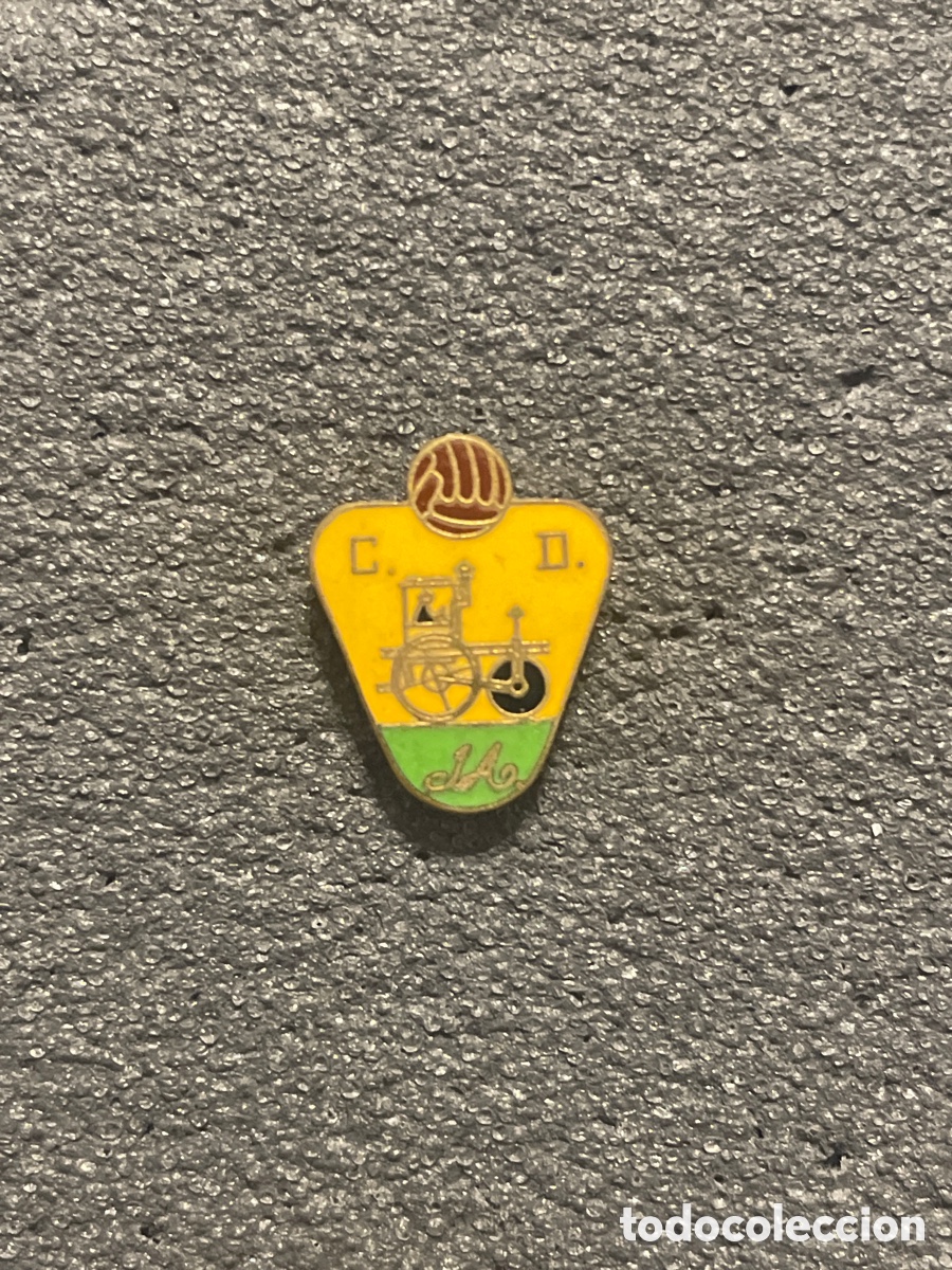 Coleccionismo deportivo: Pin 49 C.D. JOS&Eacute; ALVES - R&iacute;o de Moinhos
