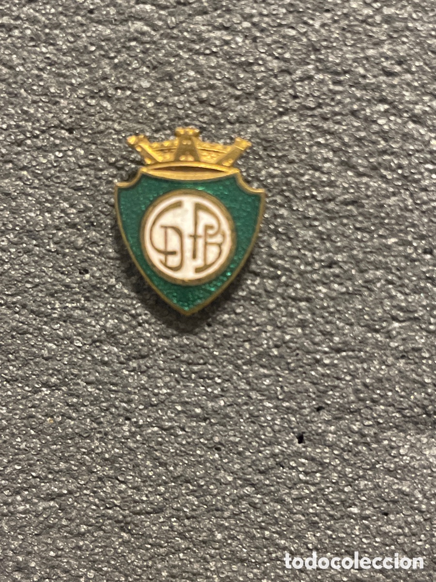 Coleccionismo deportivo: Pin 51 C.D. PASOS DE BRANDAO - Pasos de Brandao