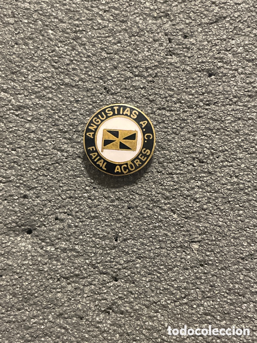 Coleccionismo deportivo: Pin 52 ANGUSTIAS ATCO. CLUBE - Faial, Azores
