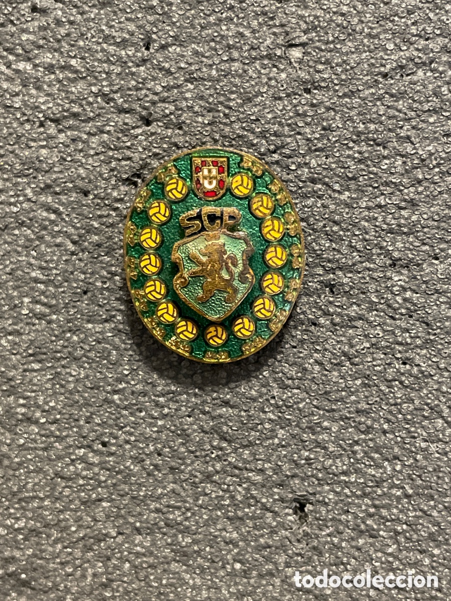 Coleccionismo deportivo: Pin 57 SPORTING CLUB DE PORTUGAL - Lisboa