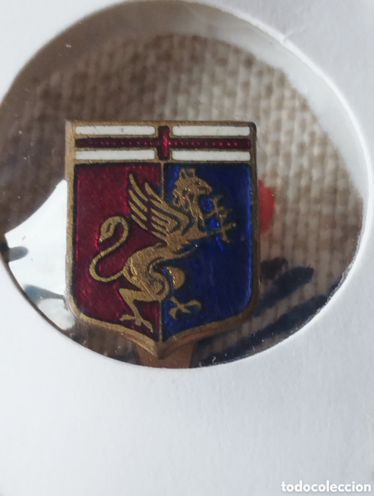 Coleccionismo deportivo: Ins&iacute;gnia de solapa del G&eacute;nova