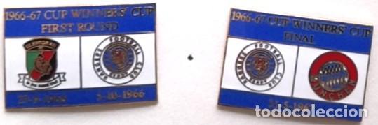 Coleccionismo deportivo: Pins uefa Ranglers Final - Foto 1