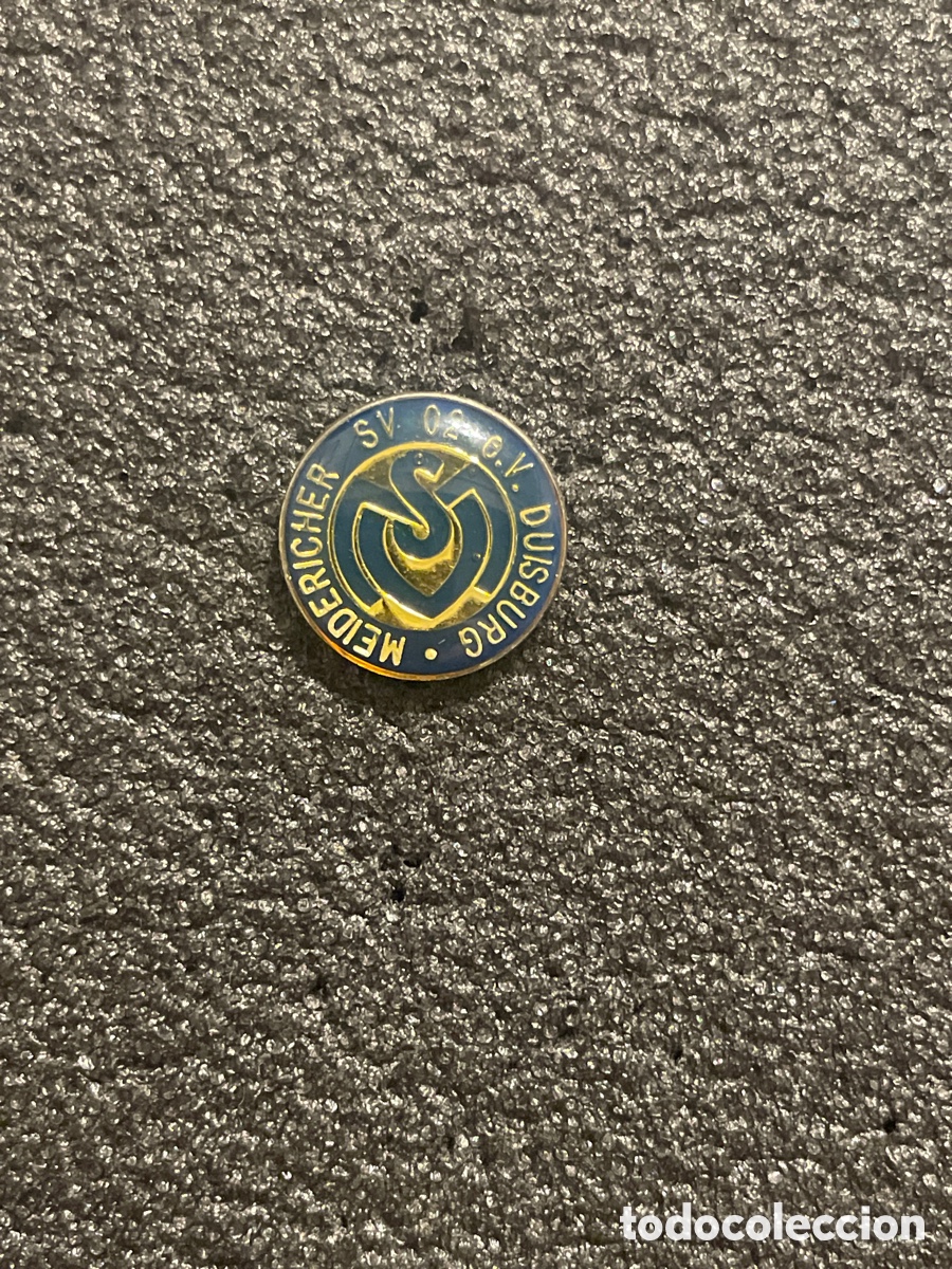 Coleccionismo deportivo: Pin 38 MSV DUISBURG 02 e.V. - Duisburgo