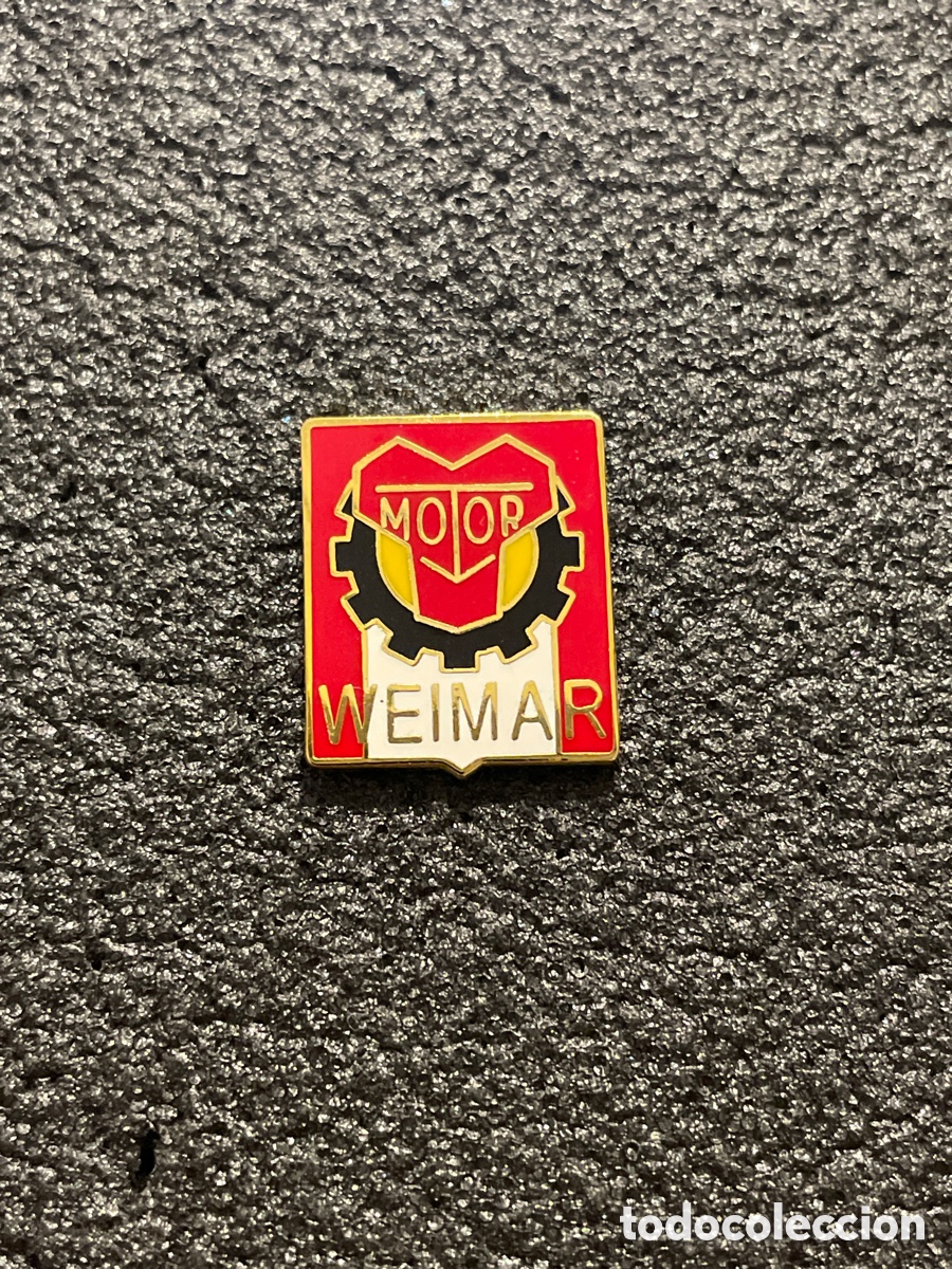 Coleccionismo deportivo: Pin 66 MOTOR WEIMAR BSG - Weimar - Foto 1