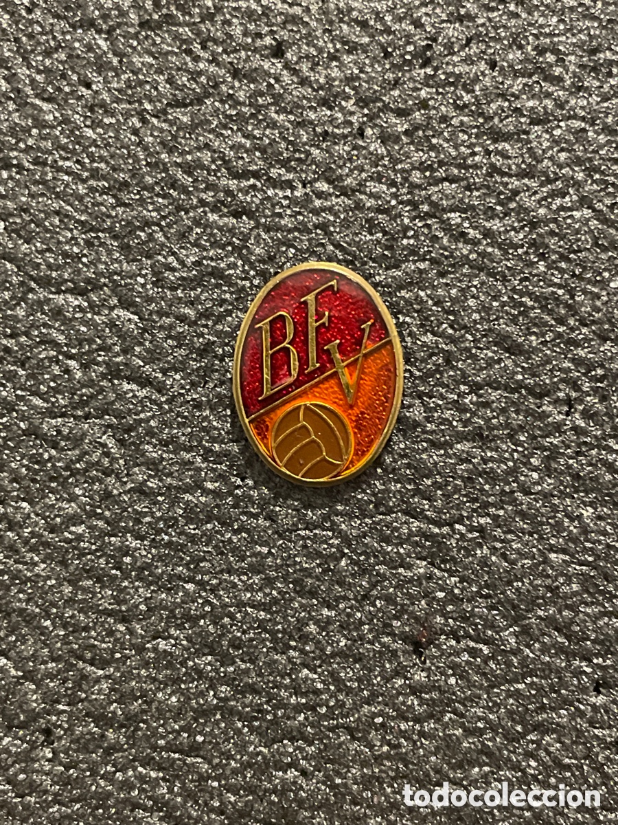 Coleccionismo deportivo: Pin 84 BURGENLAND FUSSBALL VERBAND - Federaci&oacute;n Regional de Burgenland