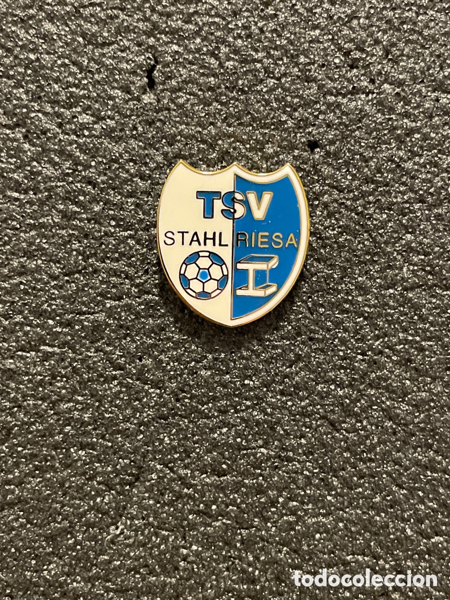 Coleccionismo deportivo: Pin 88 TSV STAHL RIESA - Riesa - Foto 1