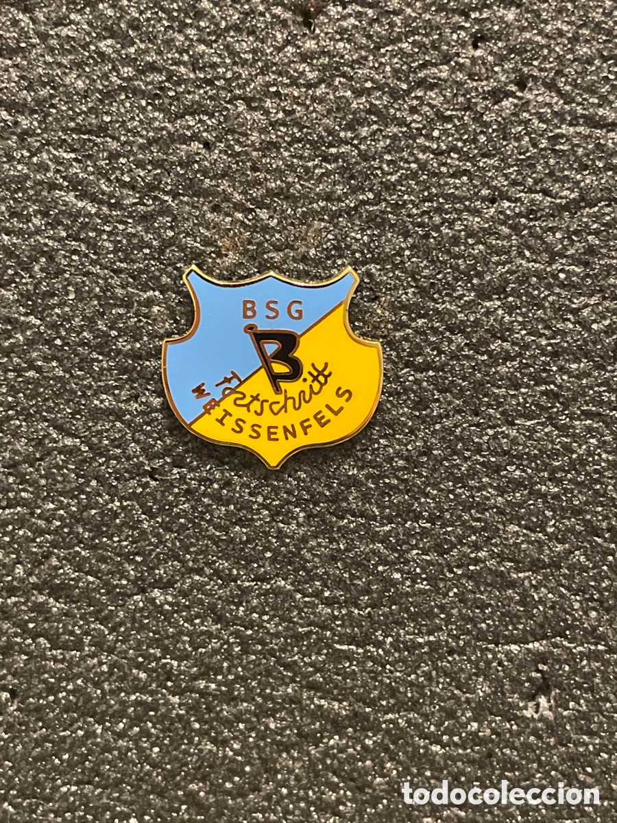 Coleccionismo deportivo: Pin 101 BSG FORTSCHRITT WEISSENFELS - Weissenfels