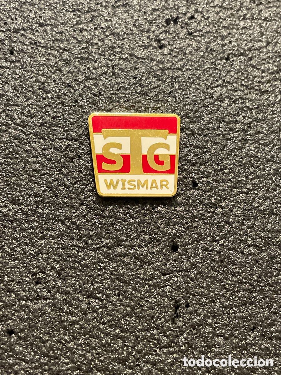 Coleccionismo deportivo: Pin 108 TSG WISMAR - Wismar