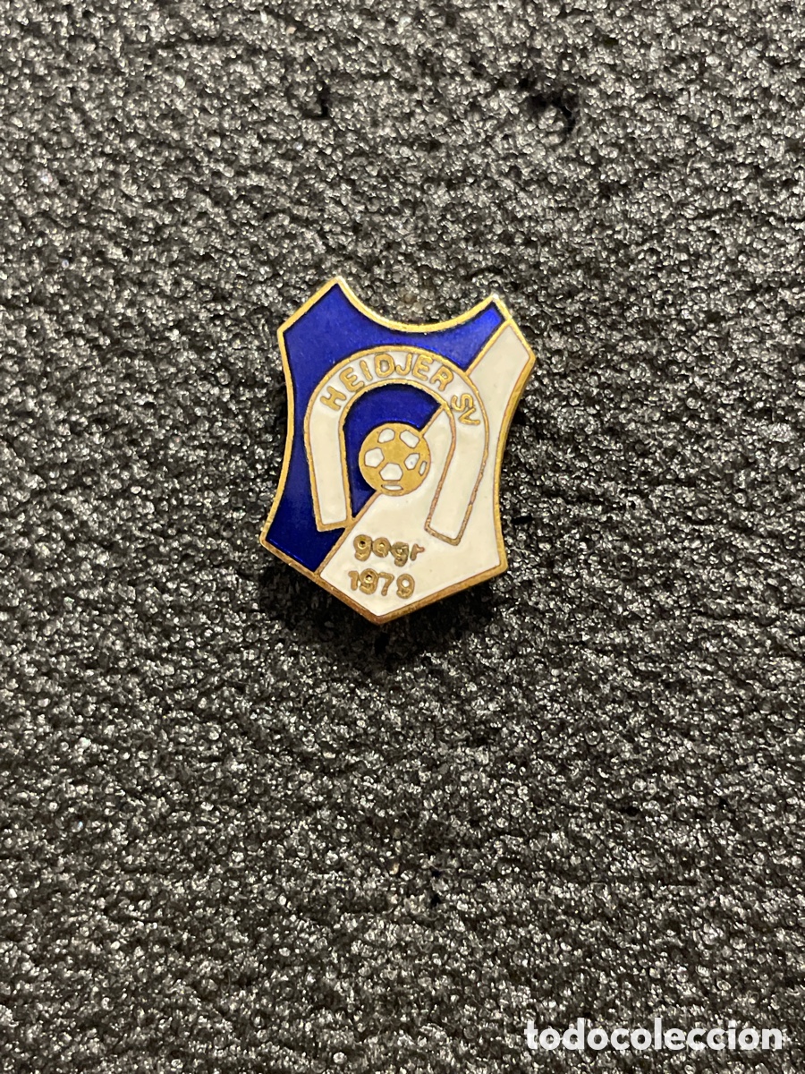 Coleccionismo deportivo: Pin 128 HEIDJER SPORT VEREIN - Weener