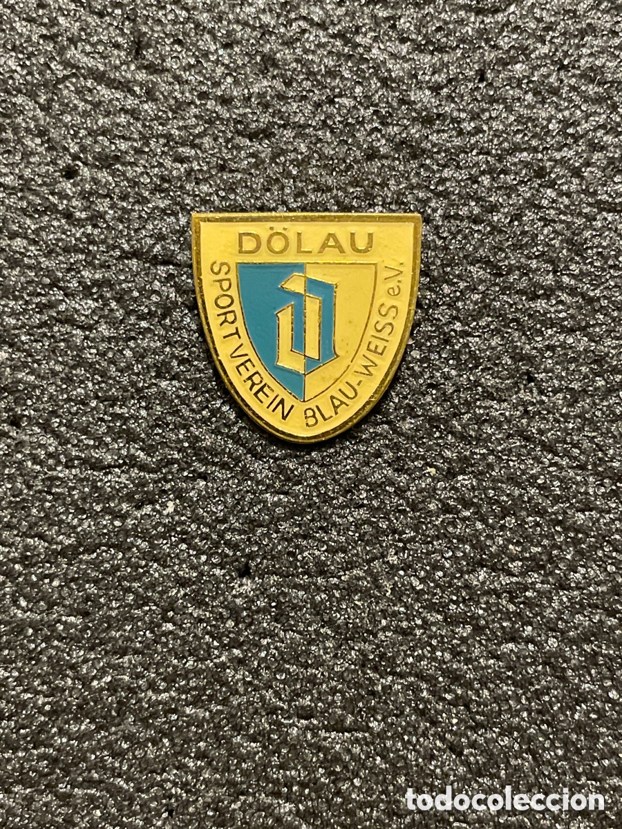 Coleccionismo deportivo: Pin 136 S.V. BLAU WEISS DOLAU e.V. - Halle