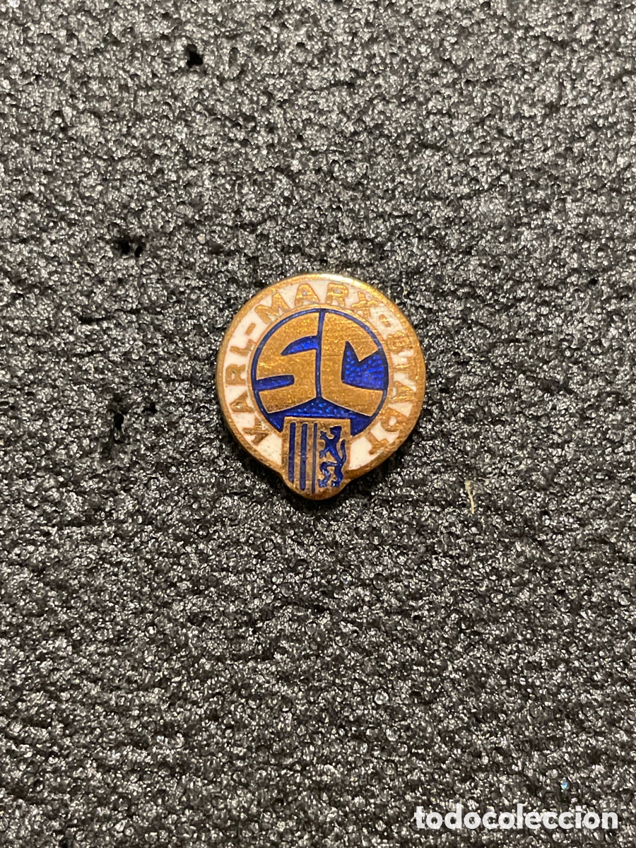 Coleccionismo deportivo: Pin 147 S.C. KARL MARX STADT - Chemnitz