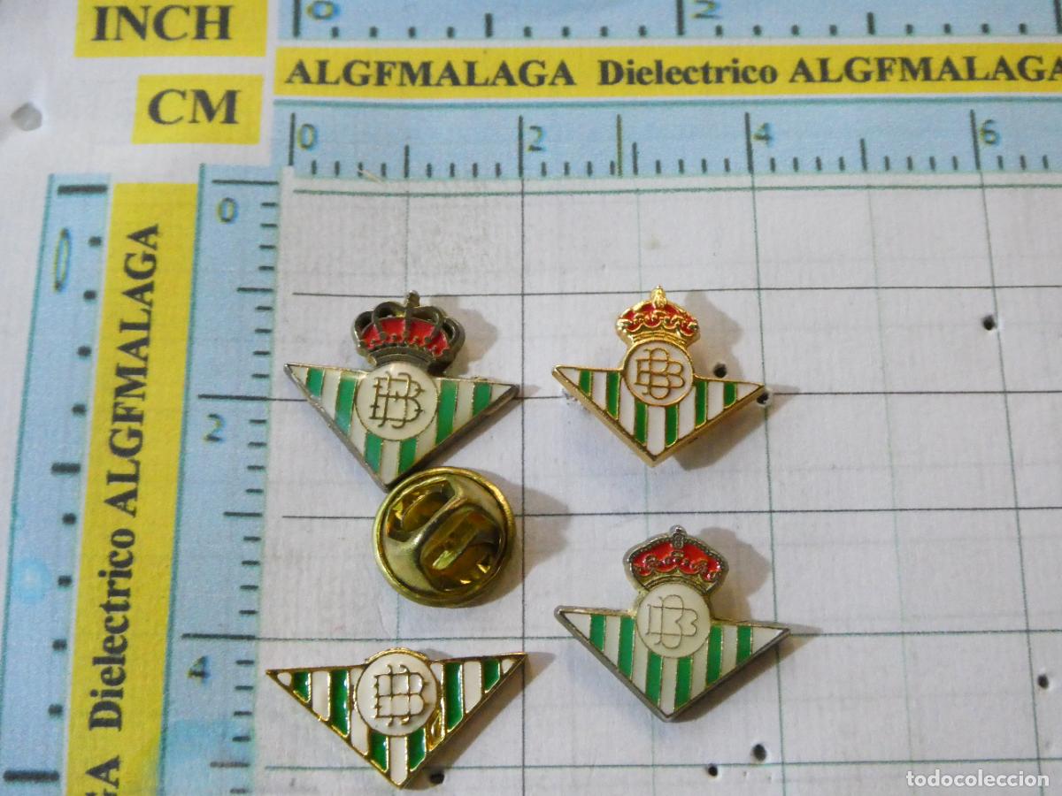 Coleccionismo deportivo: 4 PINS DE DEPORTES. FUTBOL. REAL BETIS BALOMPI&Eacute;. ESCUDO EQUIPO