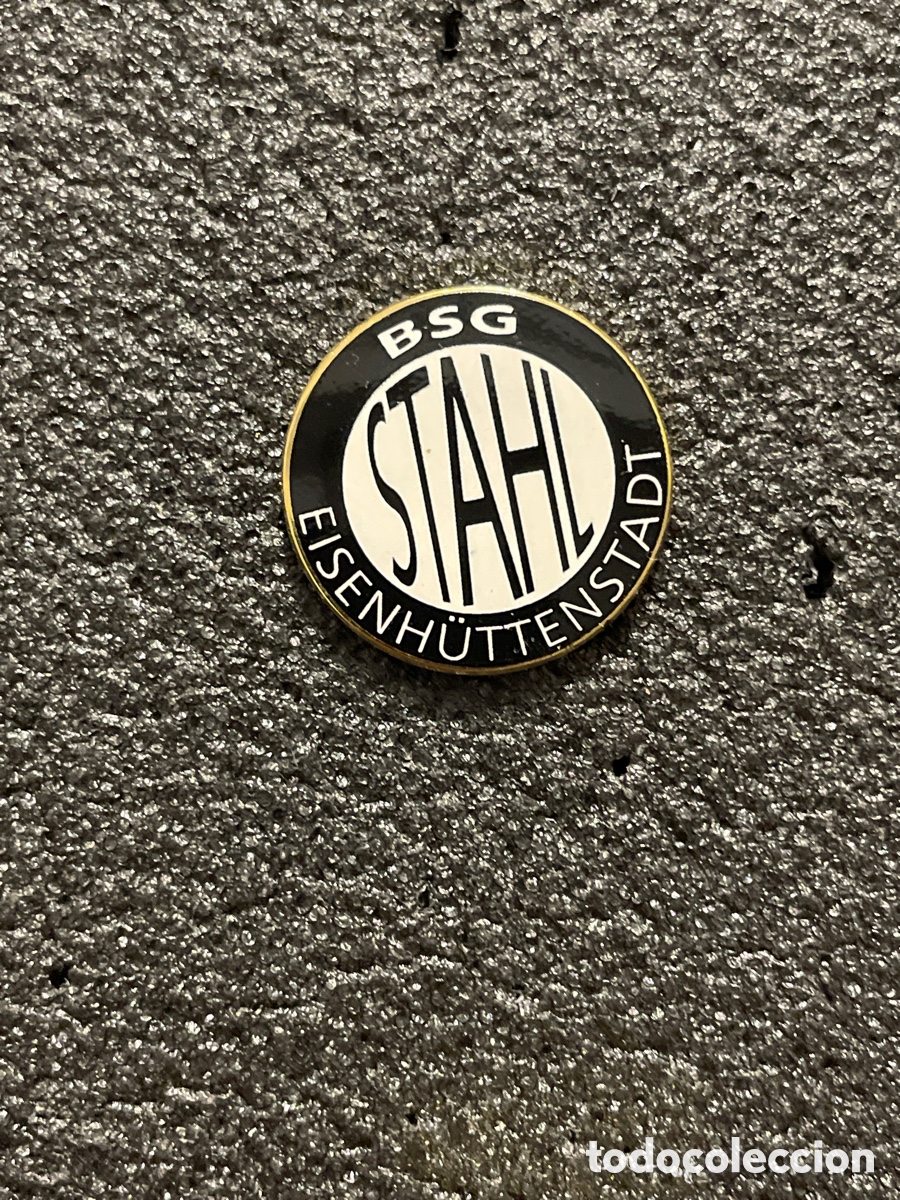 Coleccionismo deportivo: Pin 190 BSG STAHL EISENHUTTENSTADT - Eisenhuttenstadt