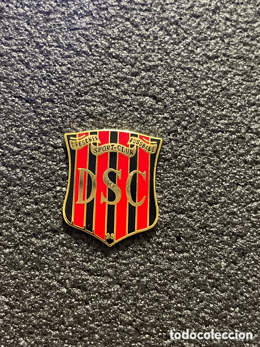Coleccionismo deportivo: Pin 199 DRESDNER SPORT CLUB - Dresden