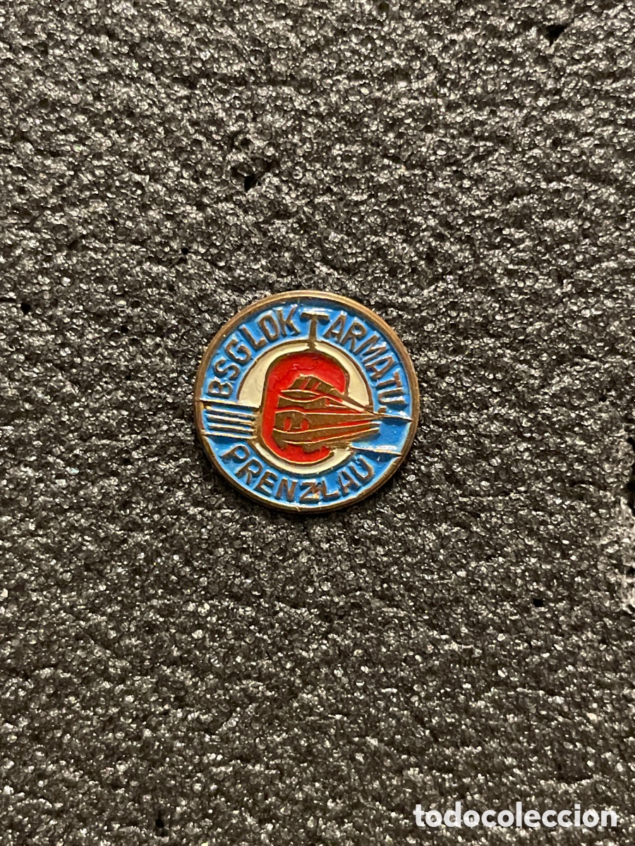Coleccionismo deportivo: Pin 202 BSG LOKOMOTIVE ARMATUREN PRENZLAU - Prenzlau