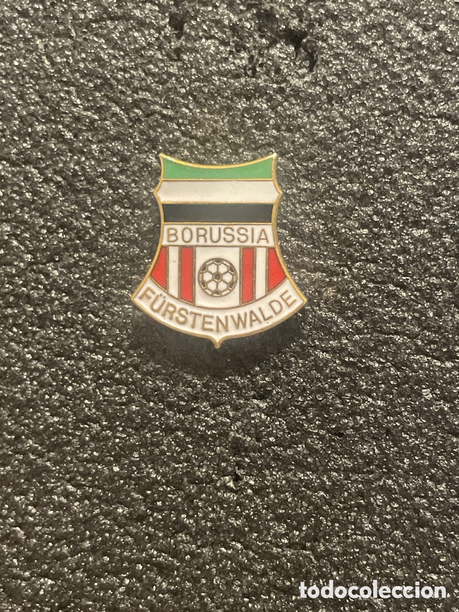 Coleccionismo deportivo: Pin 261 BORUSSIA FURSTENWALDE e.V. - Furstenwalde