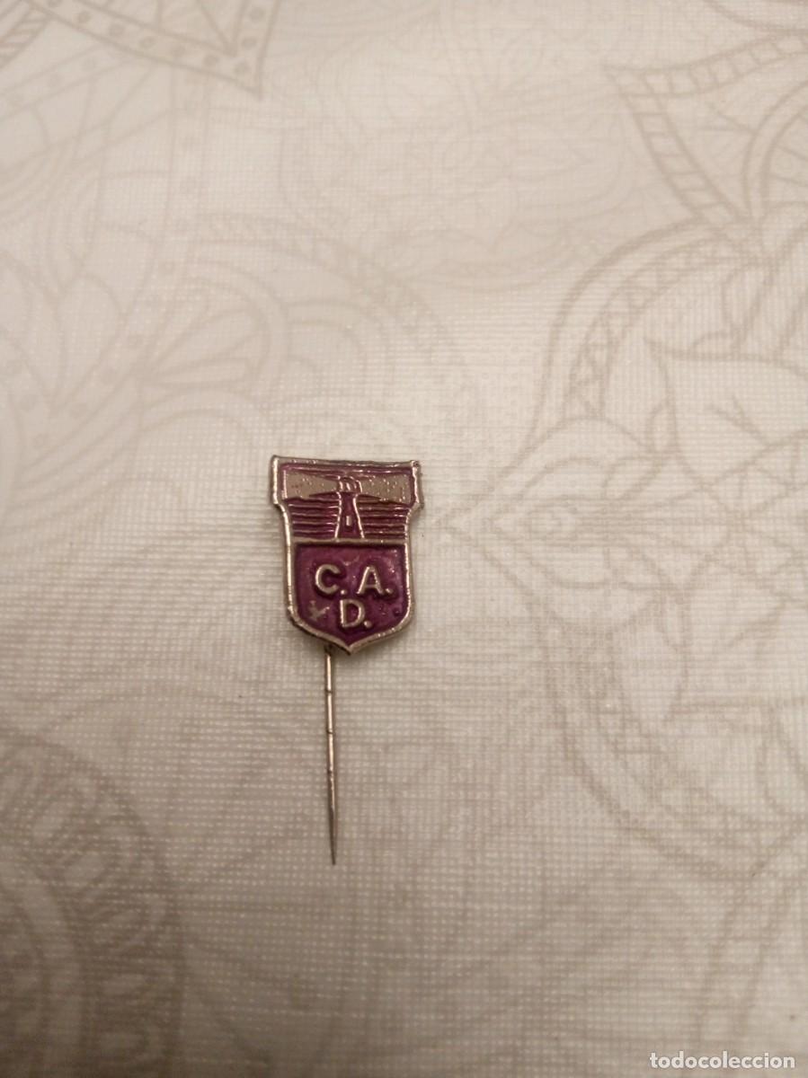 Coleccionismo deportivo: Insignia Pin C. Sporting Defensor Uruguay - Foto 1